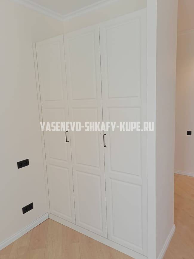 Распашные шкафы Ясенево