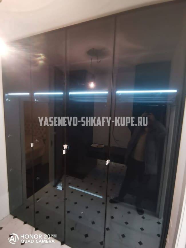 Распашные шкафы Ясенево