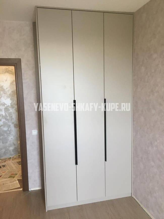 Шкафы в спальню Ясенево