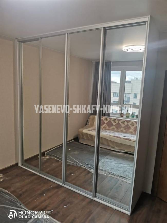 Встроенные шкафы на заказ Ясенево
